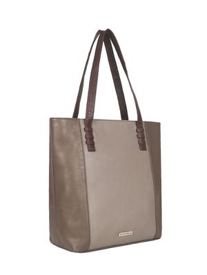 beige leatherette (pu) regular handbag - 16923850 - Standard Image - 4