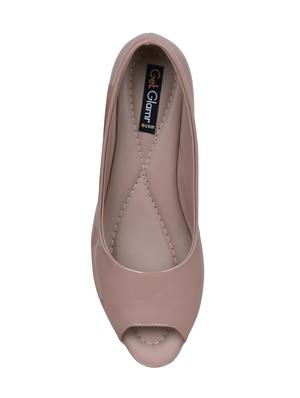 pink slip on wedges - 16925865 - Standard Image - 5