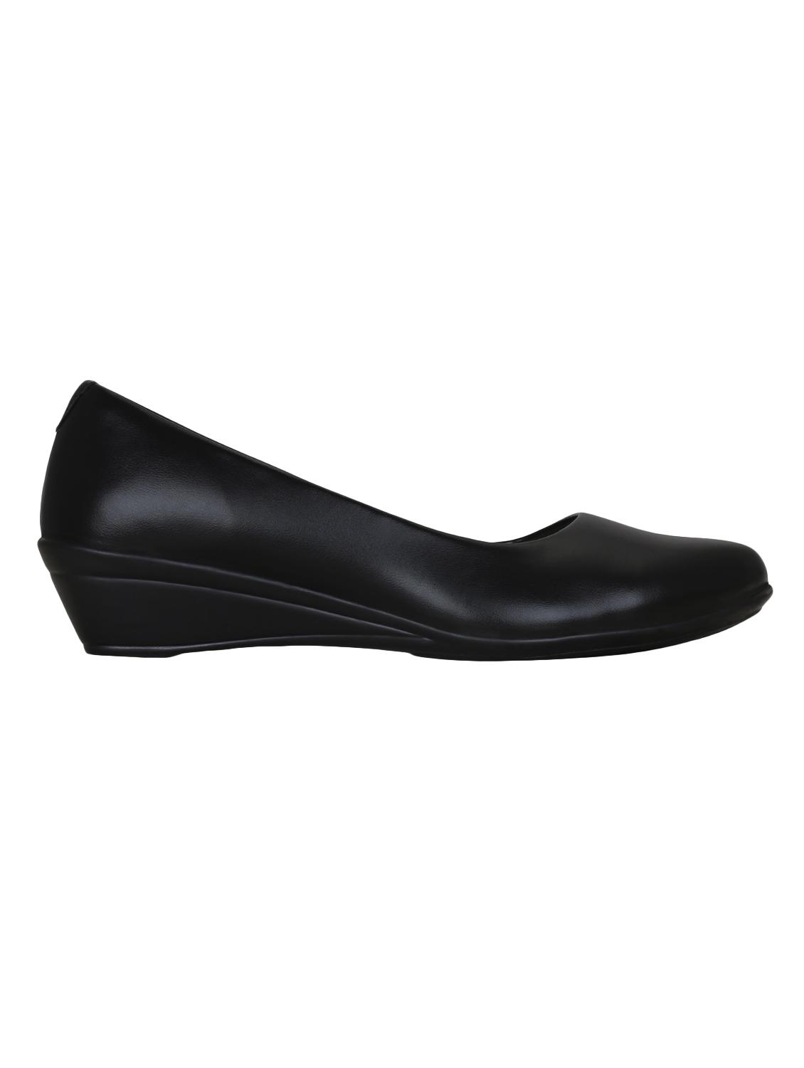 black slip on pumps - 16925867 - Zoom Image - 3