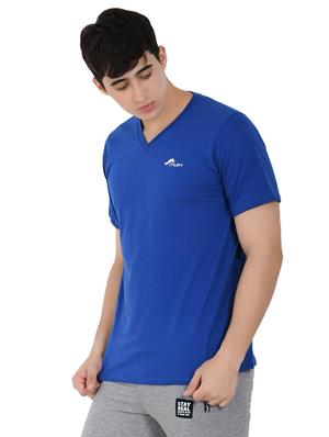 blue solid t-shirt - 16933523 - Standard Image - 2