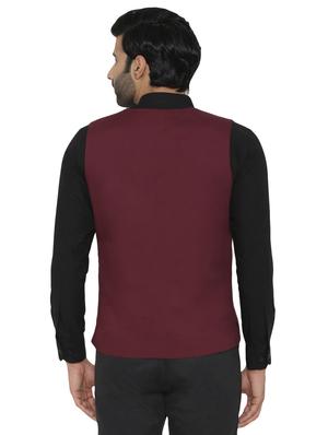 maroon solid classic waist coat - 16934231 - Standard Image - 3