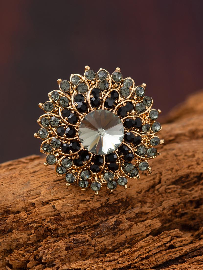 black brass finger ring - 16935687 - Zoom Image - 1