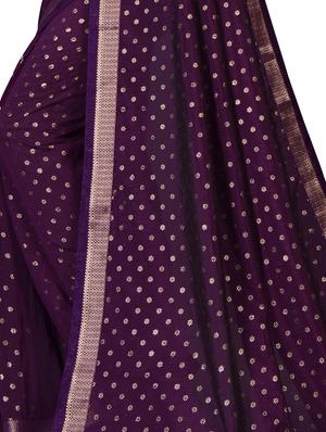 gold print printed saree with blouse - 16936031 - Standard Image - 3