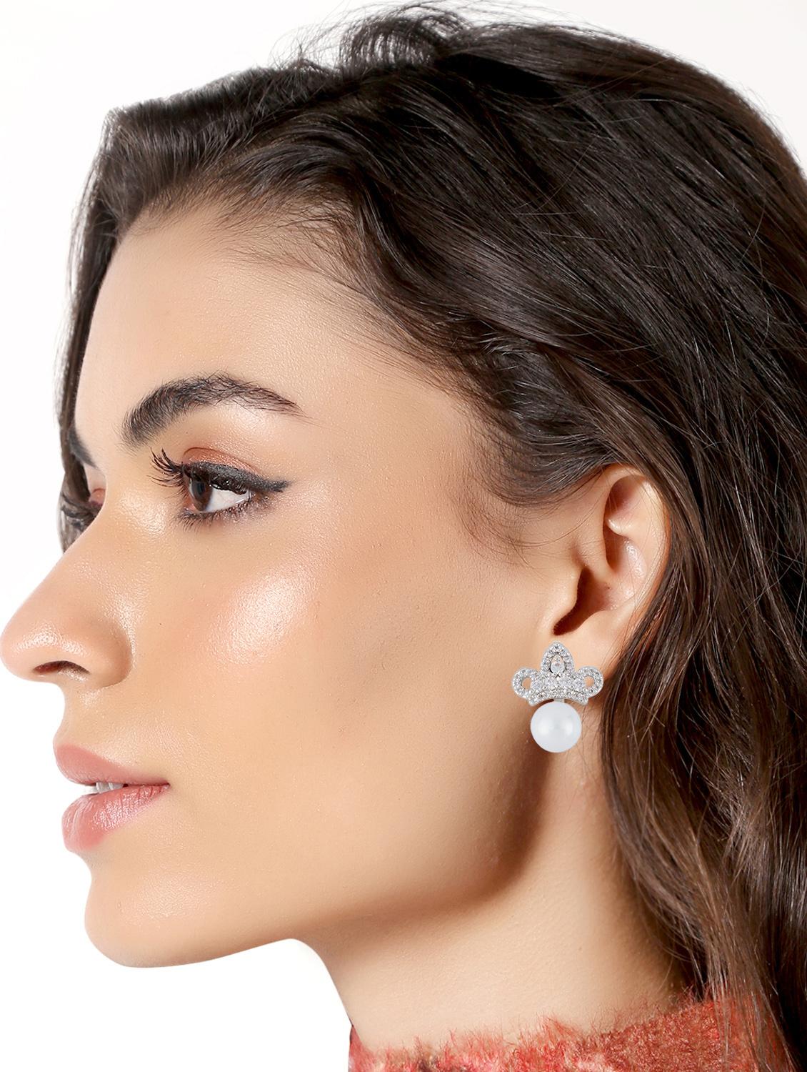 silver metal studs earring - 16936219 - Zoom Image - 4