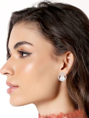 silver metal studs earring - 16936220 - Standard Image - 4
