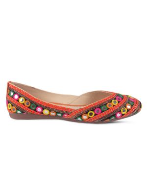 multi colored slip on jutis - 16936344 - Standard Image - 2