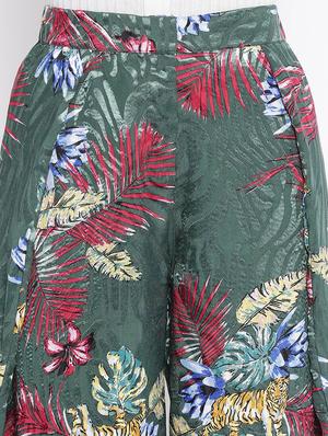 high rise tropical palazzo - 16936444 - Standard Image - 5