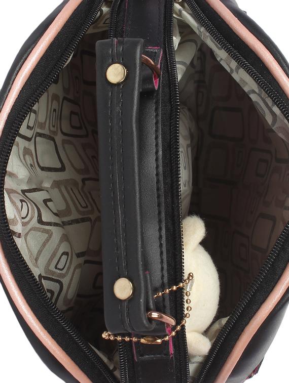 black leatherette (pu) regular sling bag - 16939935 - Zoom Image - 3