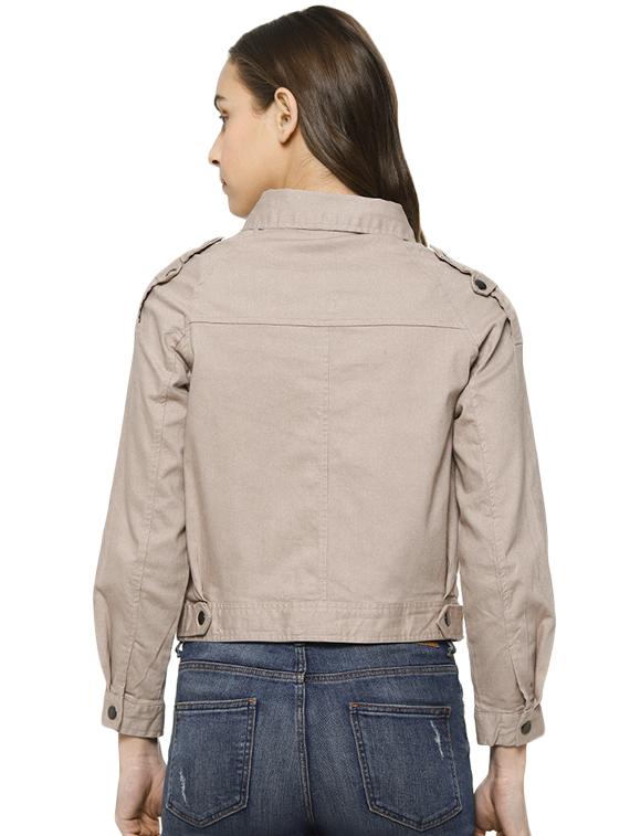 button detail cropped denim jacket - 16943314 - Zoom Image - 3