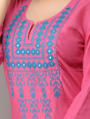 yoke embroidered straight kurta - 16943676 - Standard Image - 4