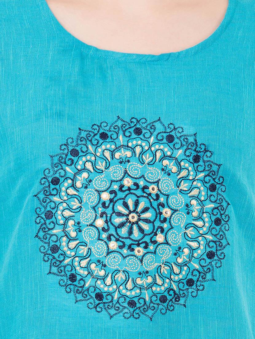 yoke embroidered straight kurta - 16943680 - Zoom Image - 4