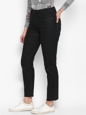mid rise frayed hem jeans - 16945509 - Standard Image - 2