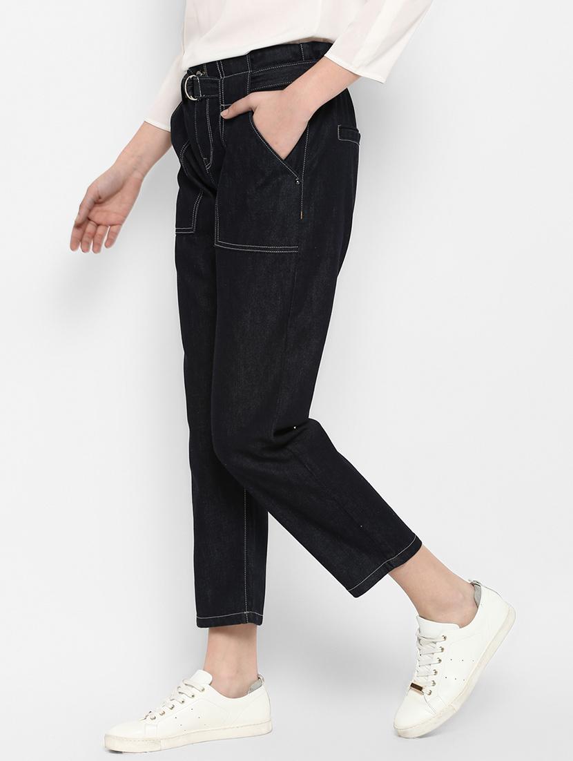 belted waist boyfriend jeans - 16945511 - Zoom Image - 2