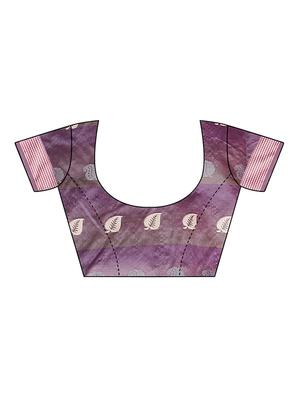 conversational banarasi saree with blouse - 16950531 - Standard Image - 3