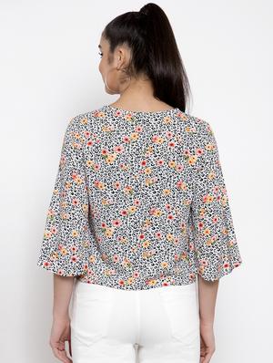 v-neck floral crop top - 16950718 - Standard Image - 3