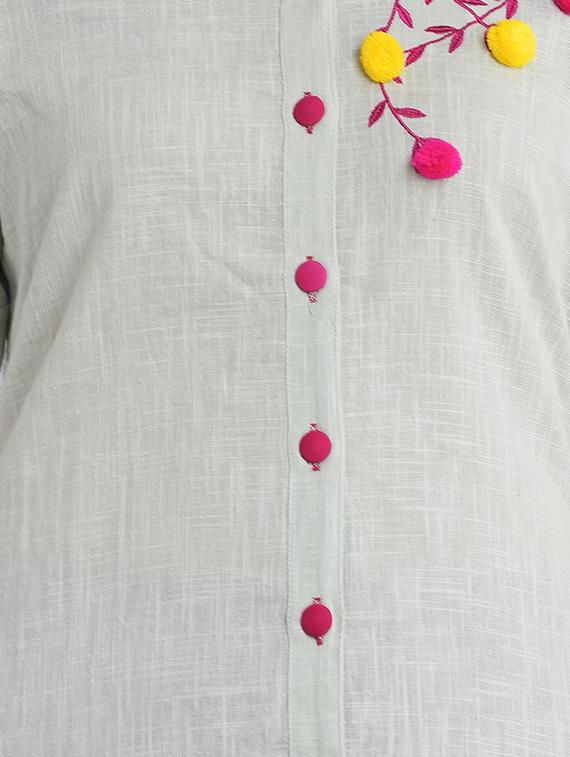 embroidered a-line kurta - 16952151 - Zoom Image - 4