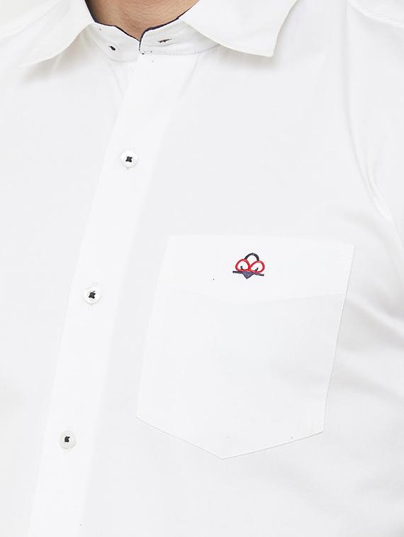 white solid casual shirt - 16952187 - Zoom Image - 5