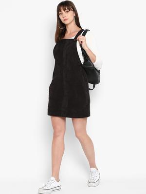 slit pockets pinafore dress - 16952698 - Standard Image - 4