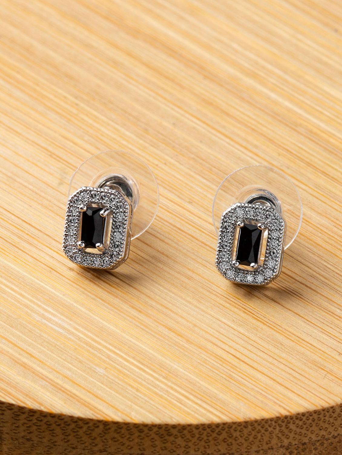 black metal studs earring - 16952823 - Zoom Image - 1
