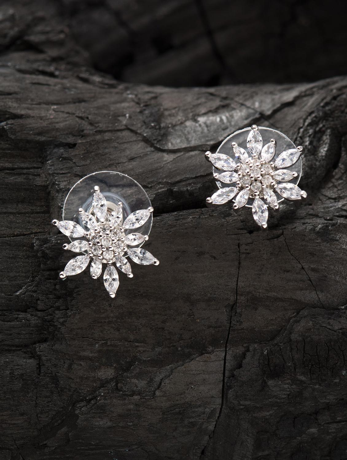 silver metal studs earring - 16952824 - Zoom Image - 3