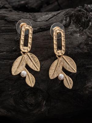 gold metal drop earring - 16952834 - Standard Image - 3