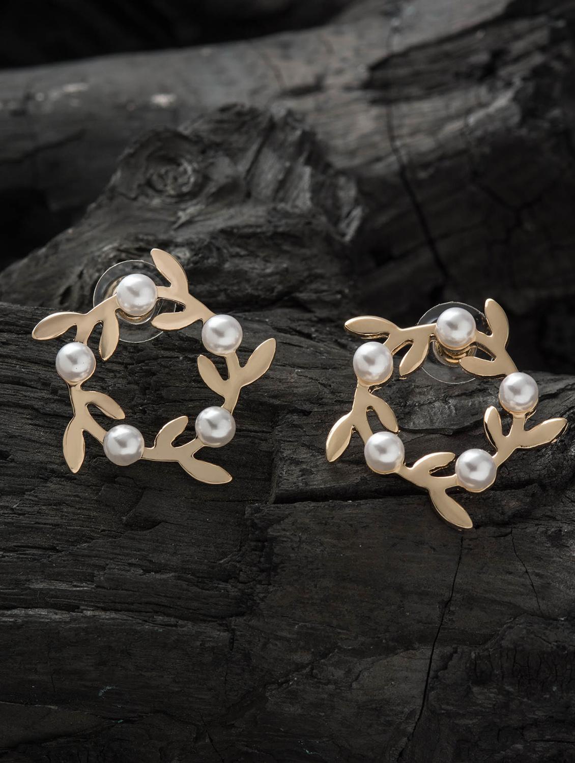 gold metal drop earring - 16952837 - Zoom Image - 3