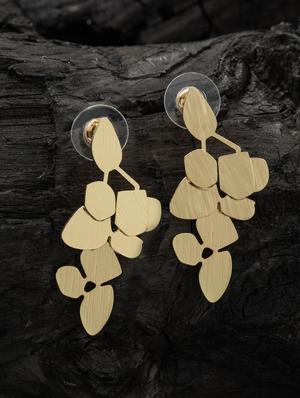 gold metal drop earring - 16952847 - Standard Image - 3