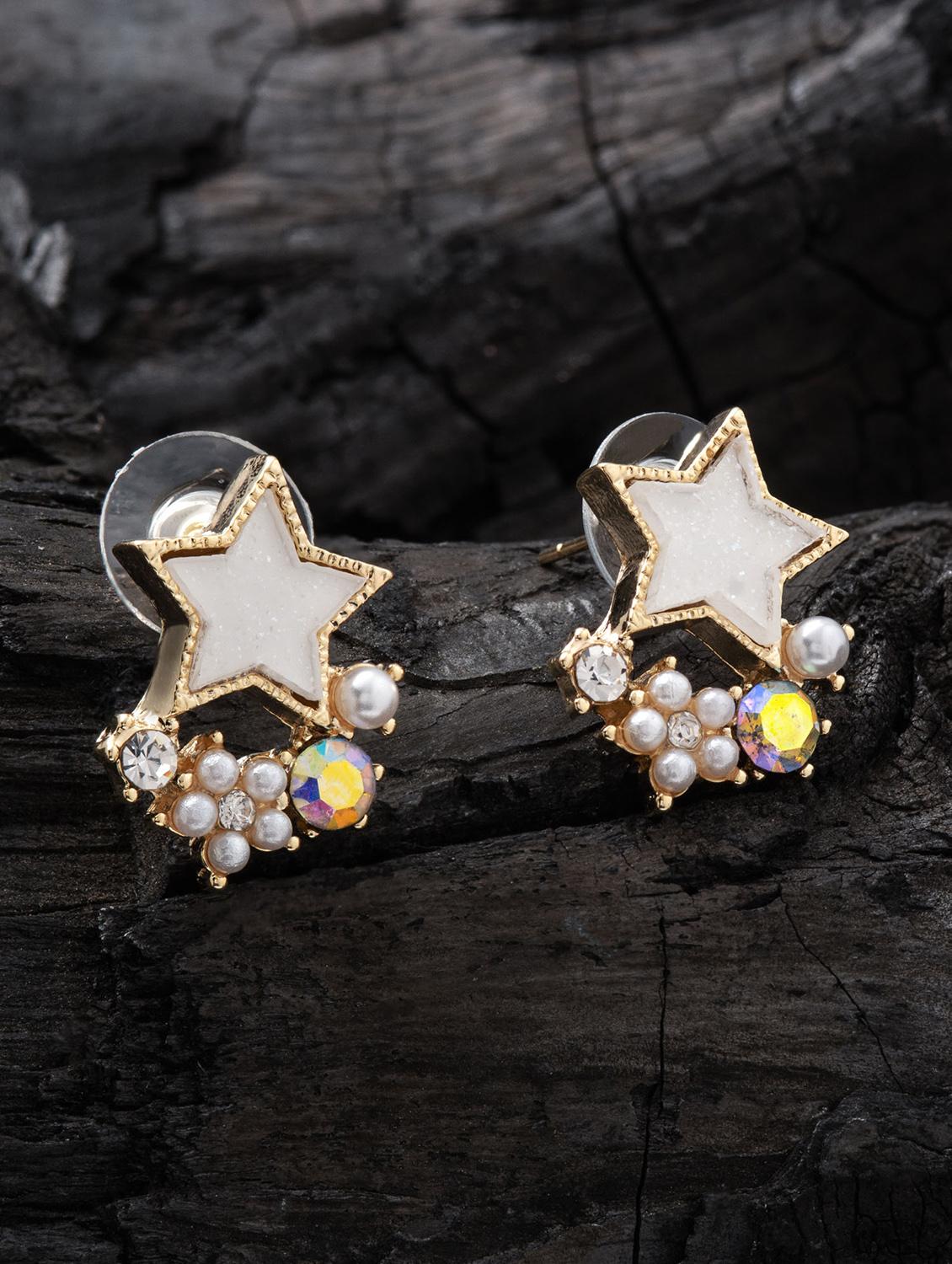 gold metal studs earring - 16952864 - Zoom Image - 3