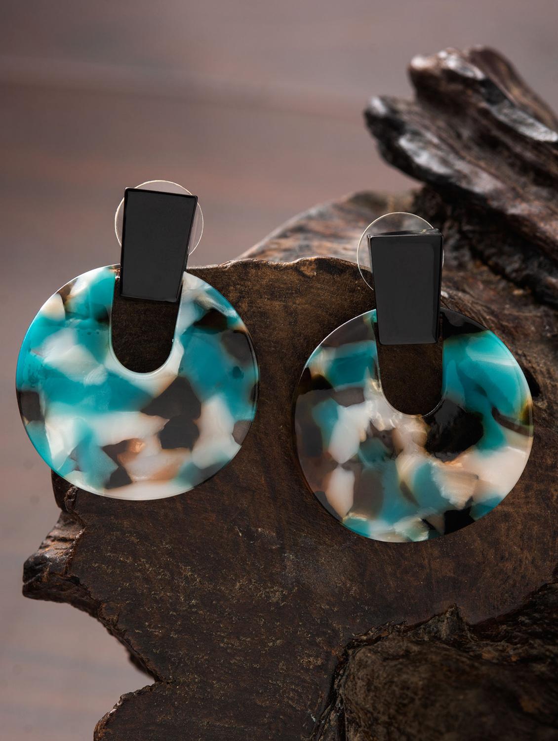 blue metal drop earring - 16952875 - Zoom Image - 3