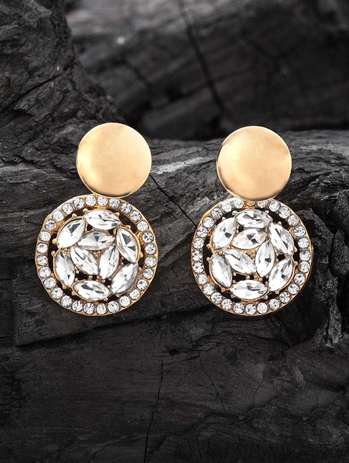 gold metal drop earring - 16952890 - Zoom Image - 3