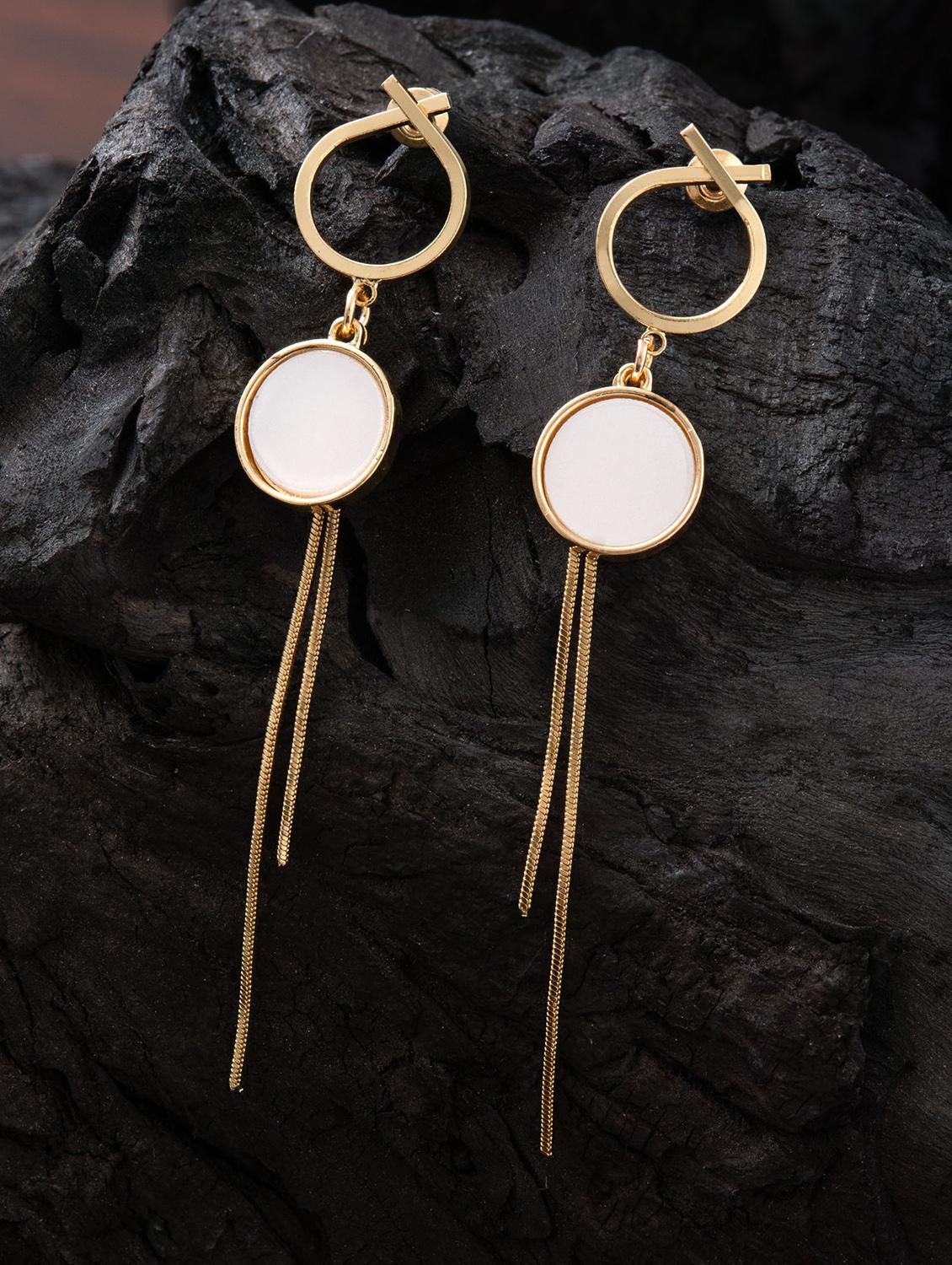 gold metal drop earring - 16952893 - Zoom Image - 3