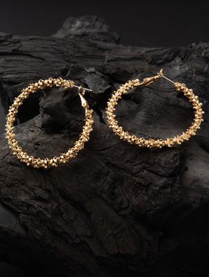 gold metal hoop earring - 16952899 - Standard Image - 3