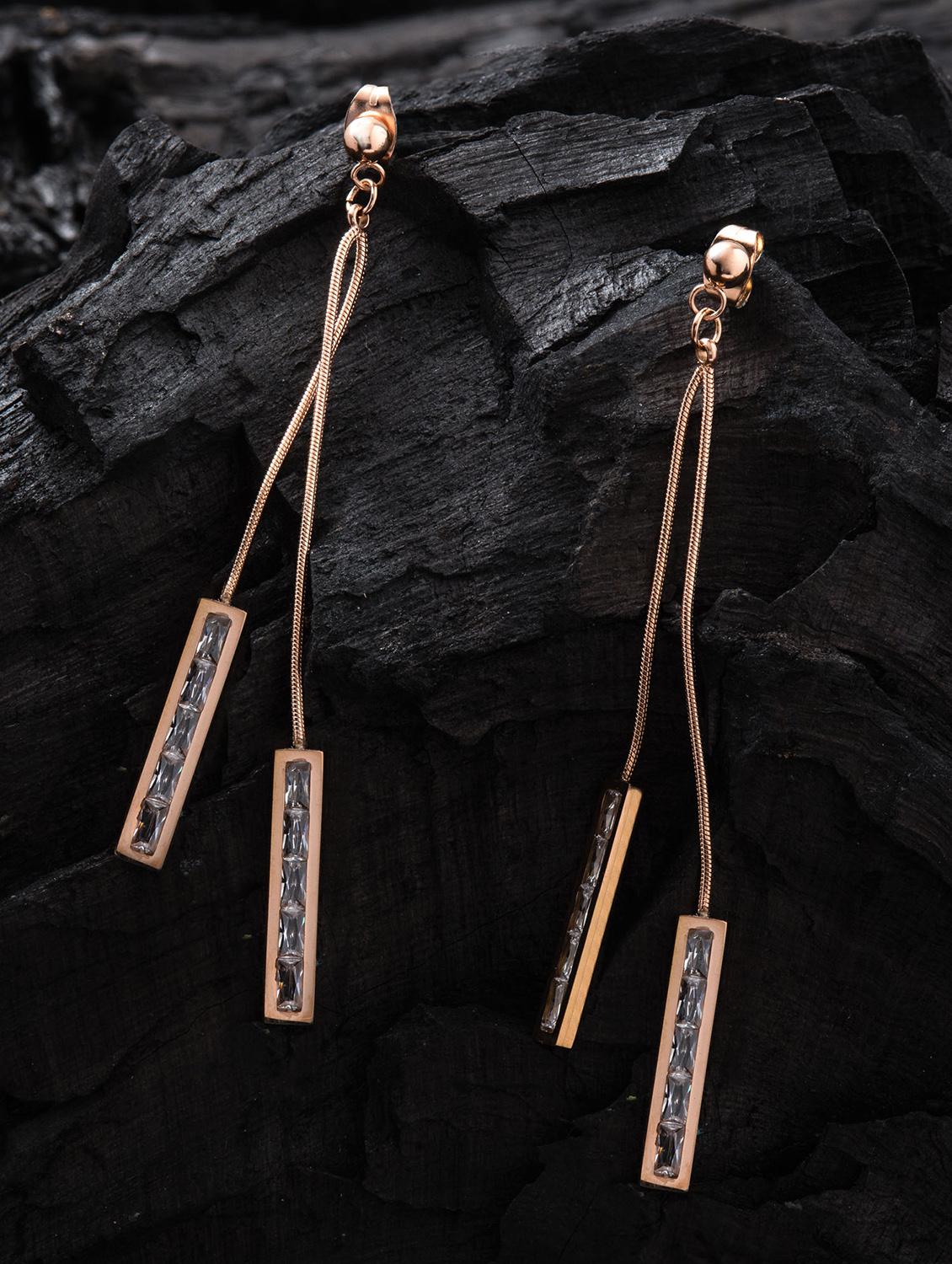 gold metal drop earring - 16952913 - Zoom Image - 3