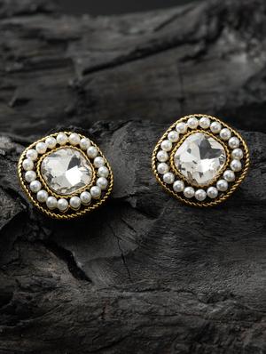 gold metal studs earring - 16952928 - Standard Image - 3