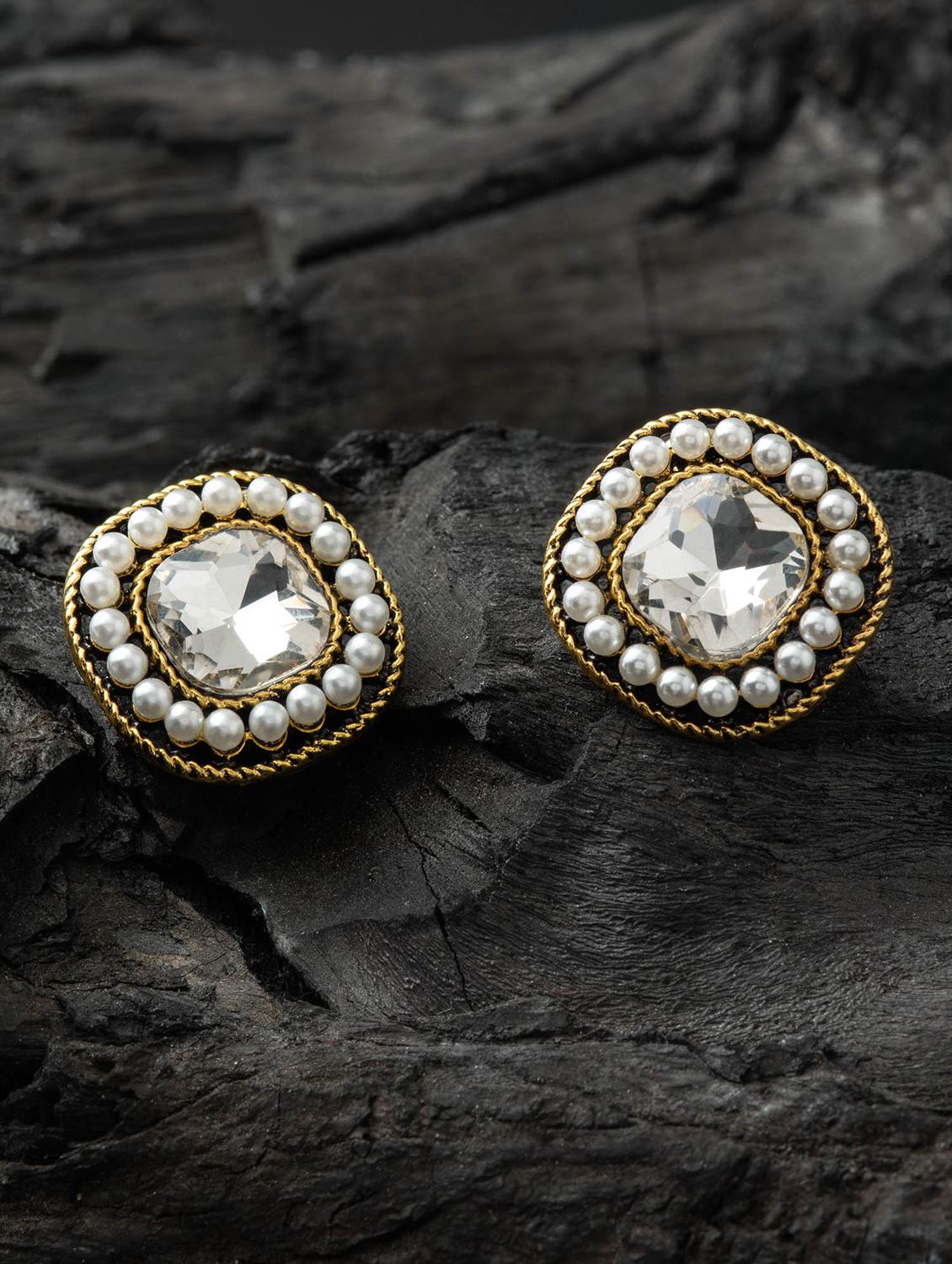 gold metal studs earring - 16952928 - Zoom Image - 3