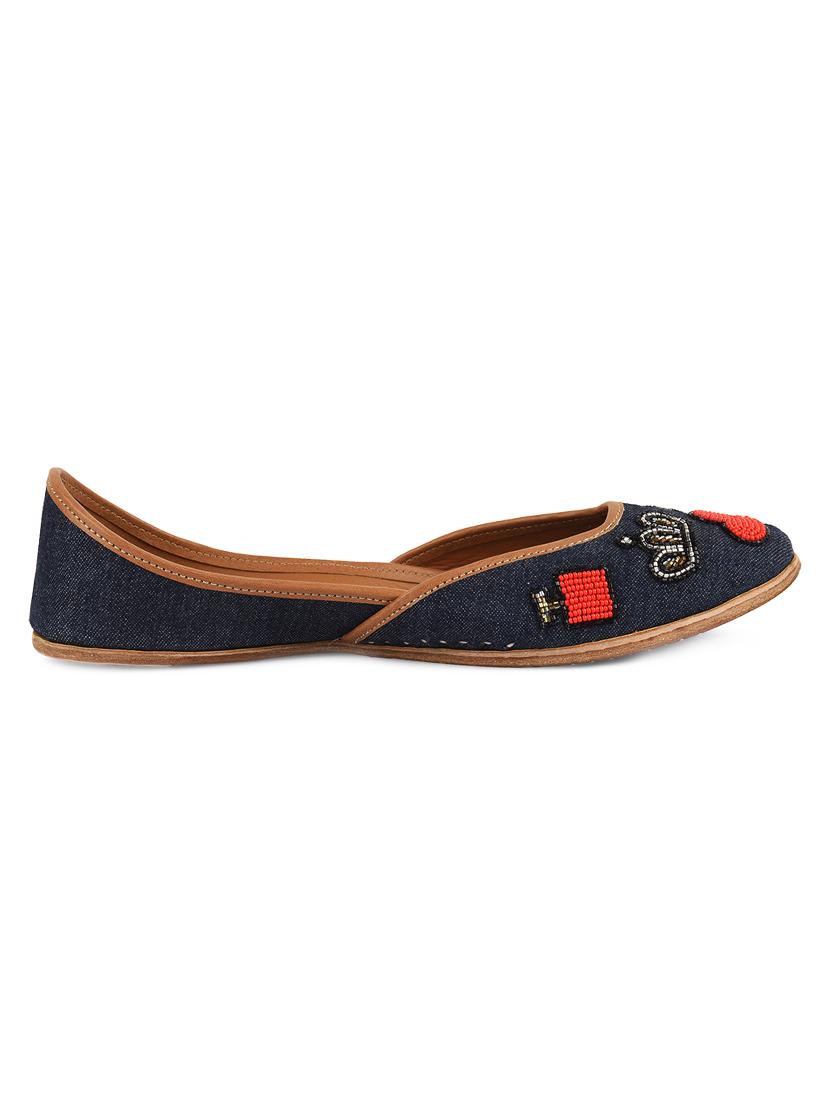 blue slip on jutis - 16953788 - Zoom Image - 2