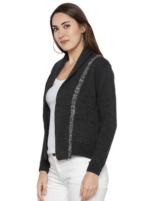 solid regular shrug - 16954105 - Standard Image - 2