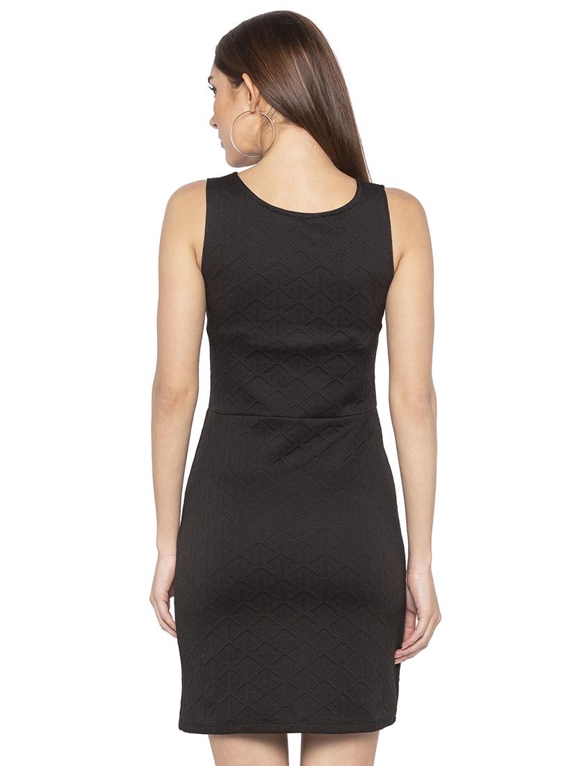 cut out detail solid bodycon dress - 16954126 - Zoom Image - 3