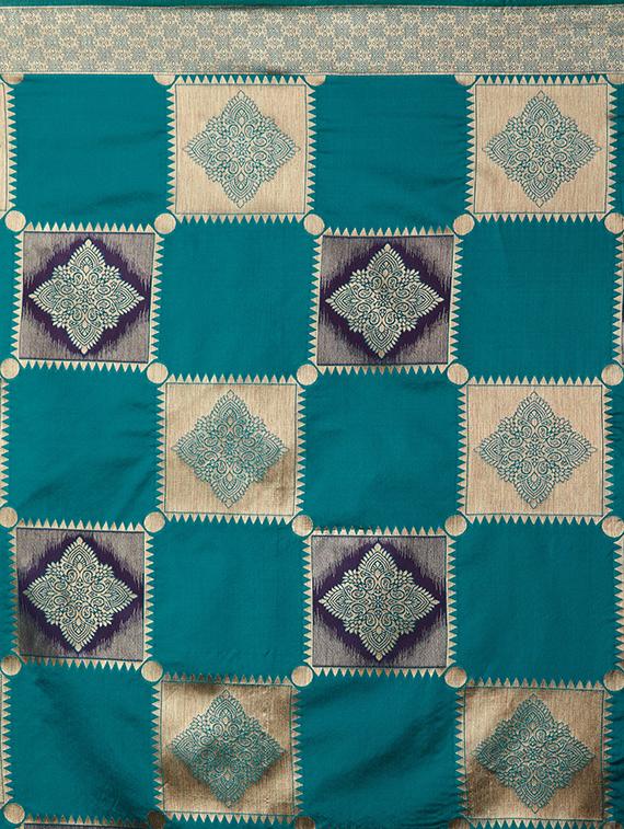 geometrical banarasi saree with blouse - 16954301 - Zoom Image - 4