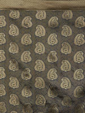 paisley banarasi saree with blouse - 16954303 - Standard Image - 4