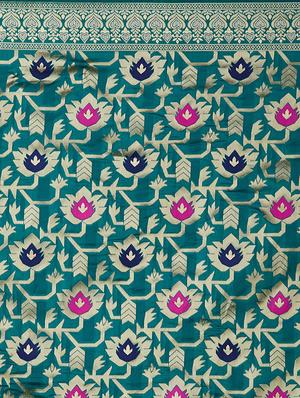 floral banarasi saree with blouse - 16954308 - Standard Image - 4