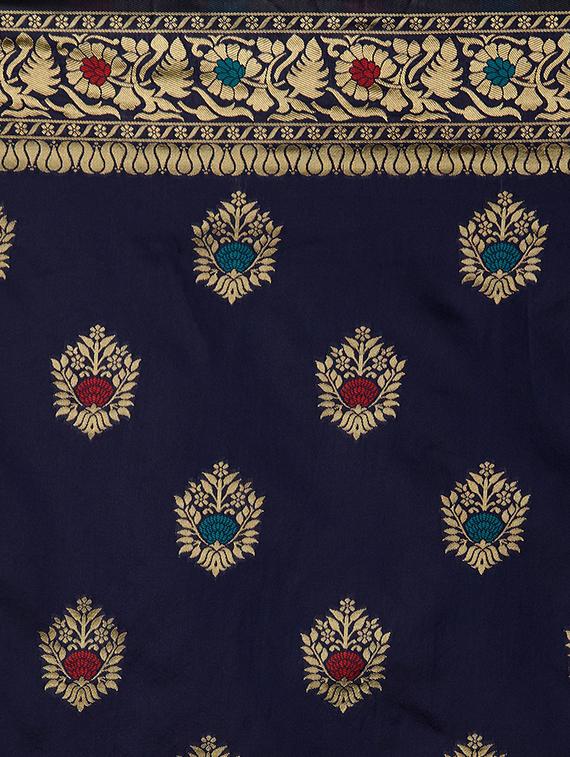 floral banarasi saree with blouse - 16954317 - Zoom Image - 4