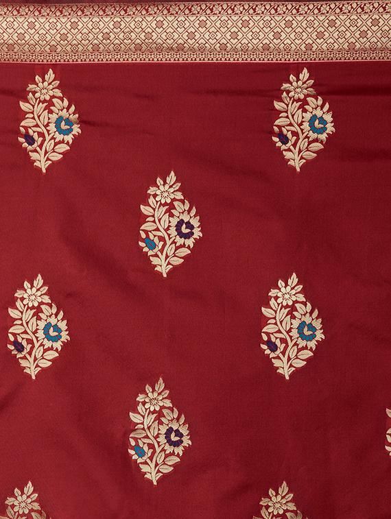 floral banarasi saree with blouse - 16954322 - Zoom Image - 4