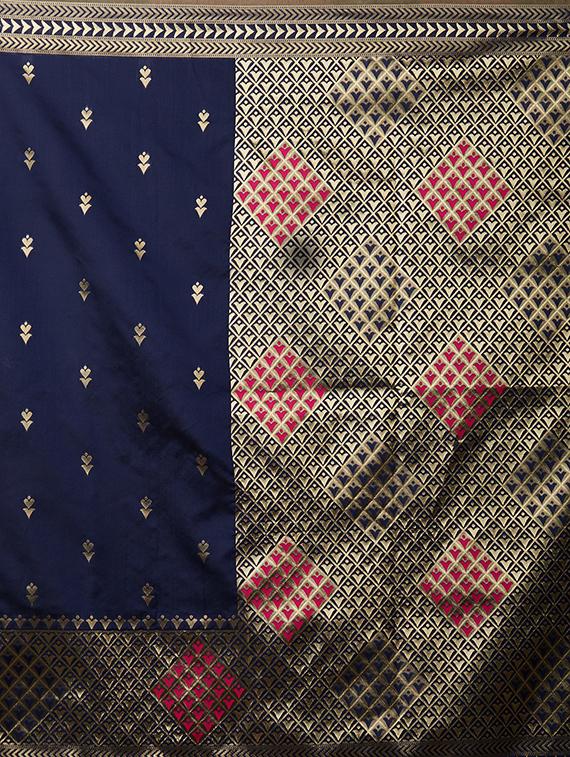 self design banarasi saree with blouse - 16954392 - Zoom Image - 4