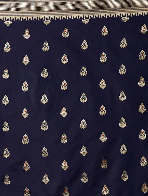self design banarasi saree with blouse - 16954403 - Zoom Image - 4