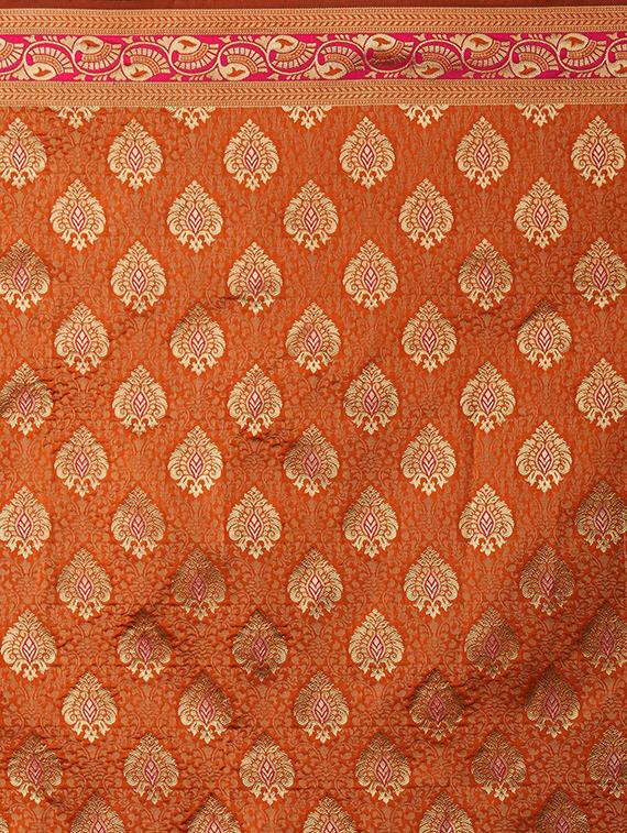 self design banarasi saree with blouse - 16954435 - Zoom Image - 4