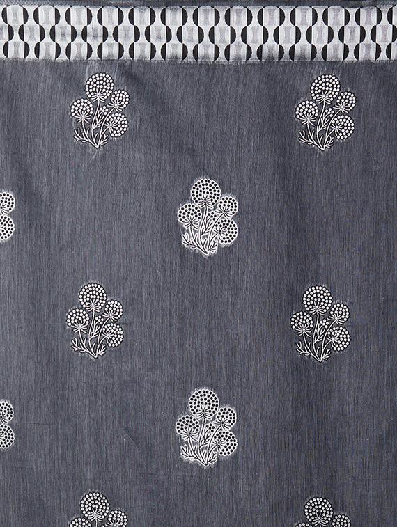 self design banarasi saree with blouse - 16954518 - Zoom Image - 4