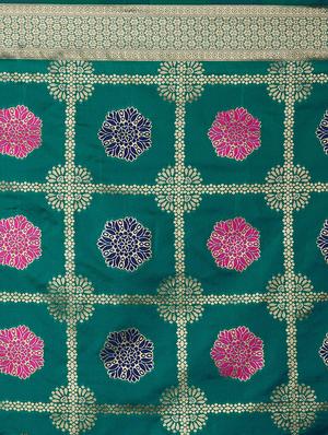 self design banarasi saree with blouse - 16954570 - Standard Image - 4