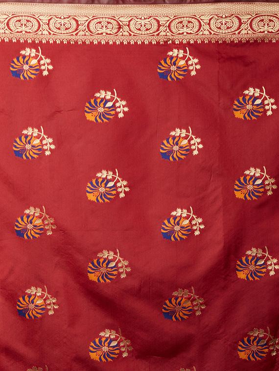 self design banarasi saree with blouse - 16954586 - Zoom Image - 4