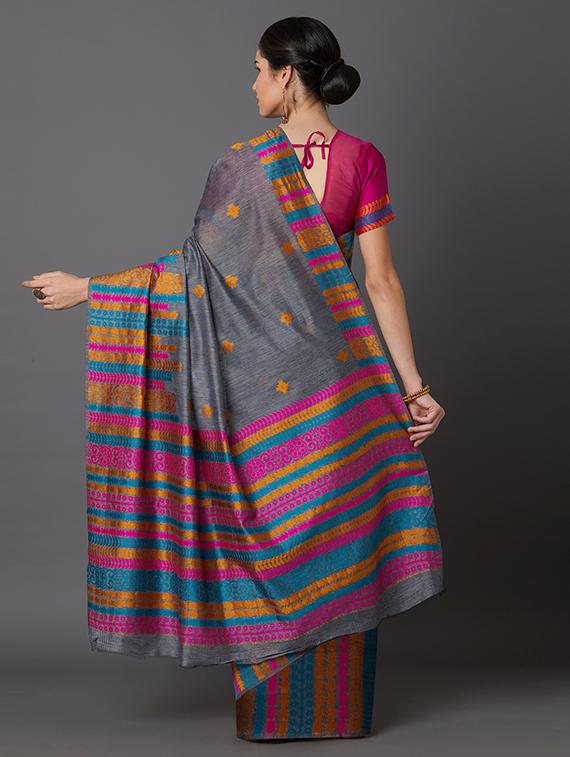 self design banarasi saree with blouse - 16954593 - Zoom Image - 2